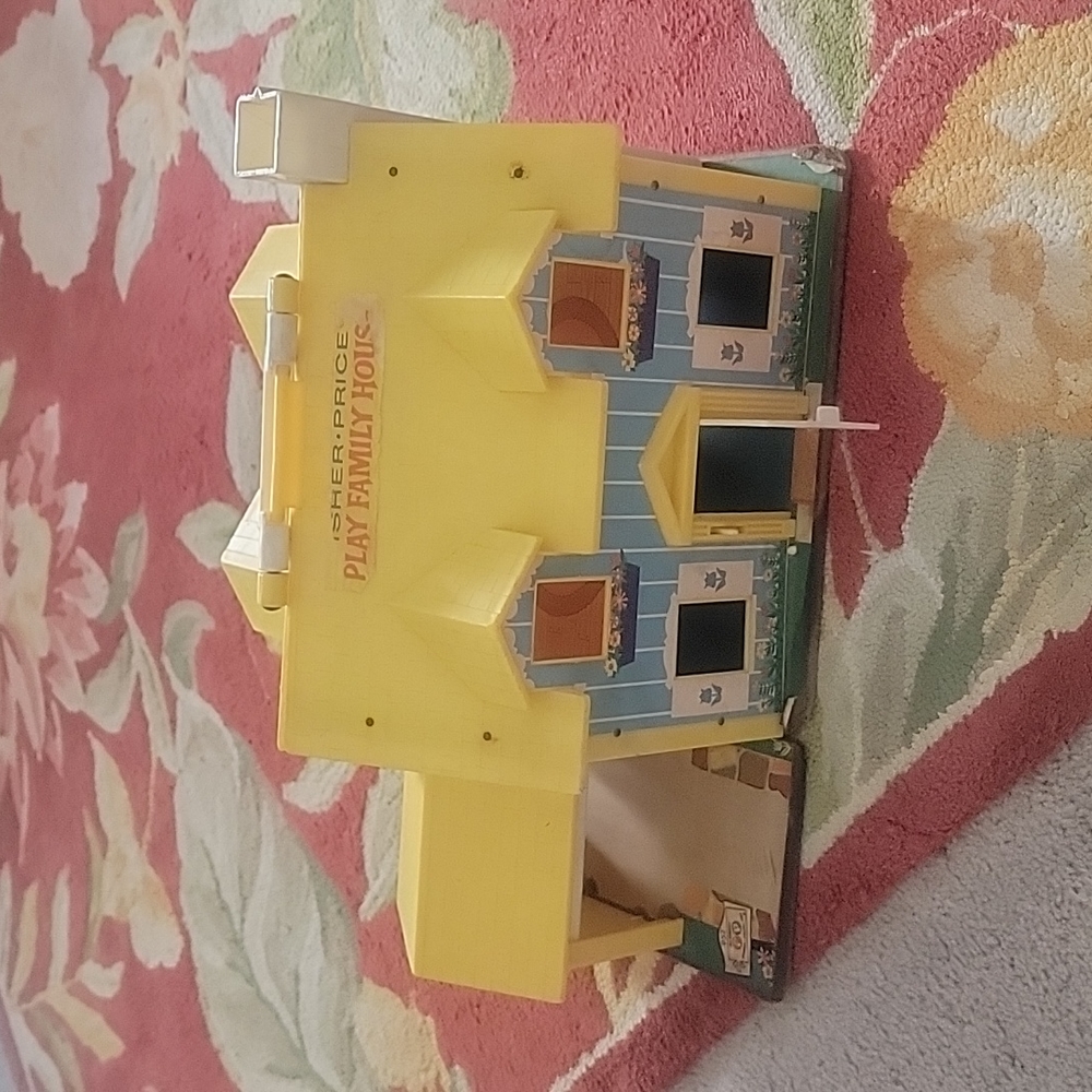 1969 Fisher Price play family dollhouse